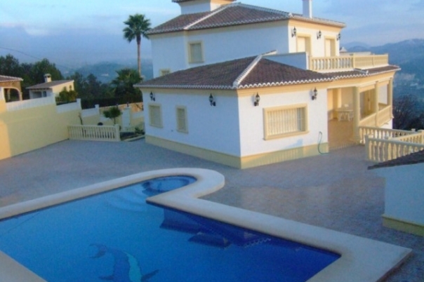Inmobiliaria Riquelme - Properties & Construction