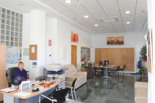 Inmobiliaria Riquelme - Properties & Construction