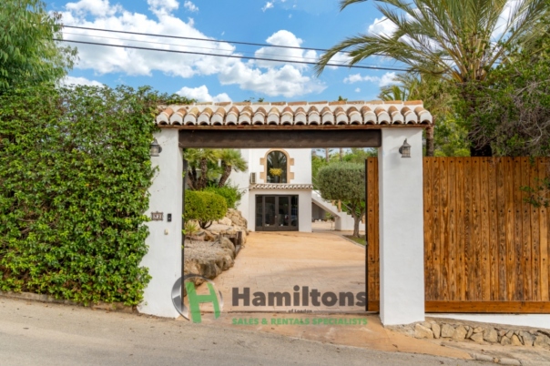 6 bed villa in Jávea