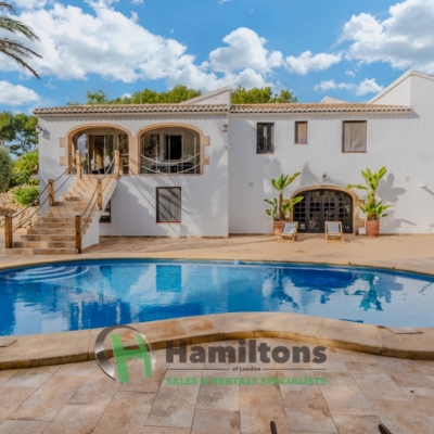 6 bed villa in Jávea