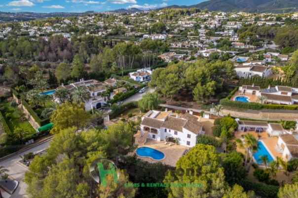 6 bed villa in Jávea