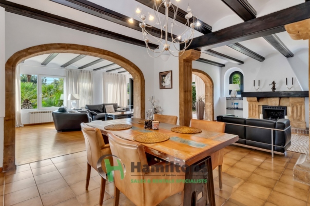 6 bed villa in Jávea