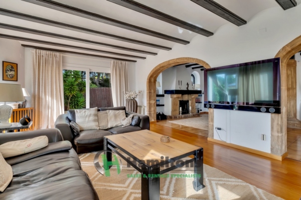 6 bed villa in Jávea