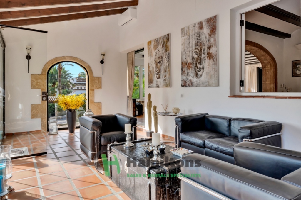 6 bed villa in Jávea