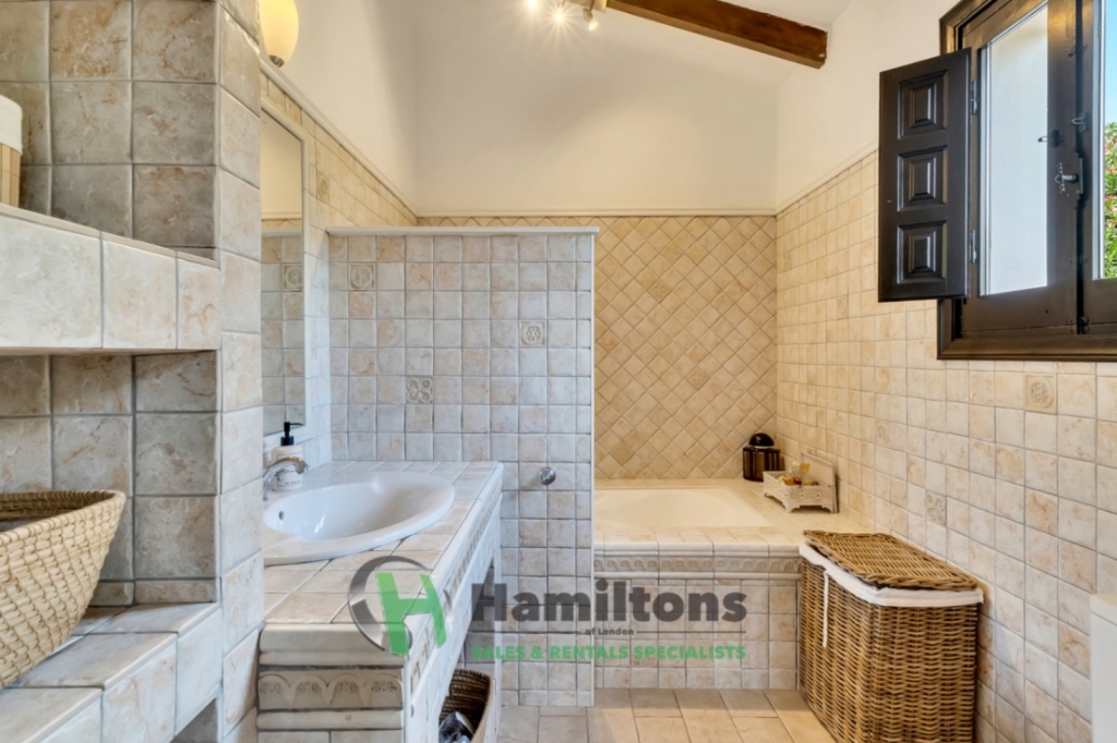 6 bed villa in Jávea