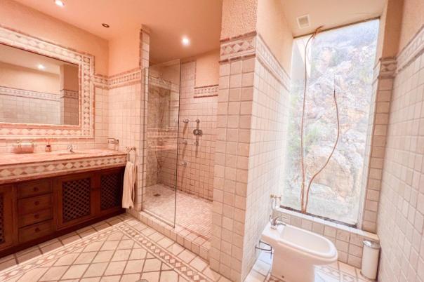 5 bed apartment in Altea