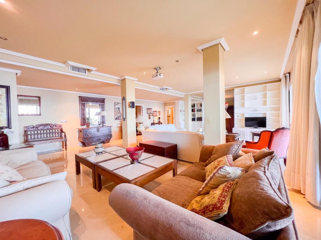 5 bed apartment in Altea