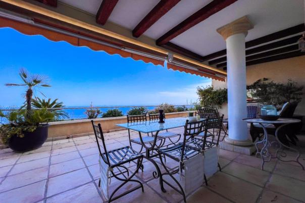 5 bed apartment in Altea