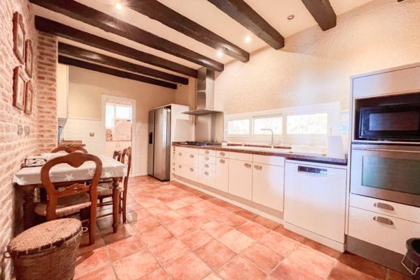 5 bed apartment in Altea