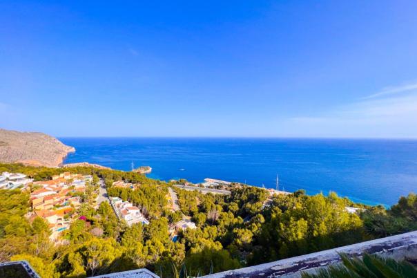 5 bed apartment in Altea