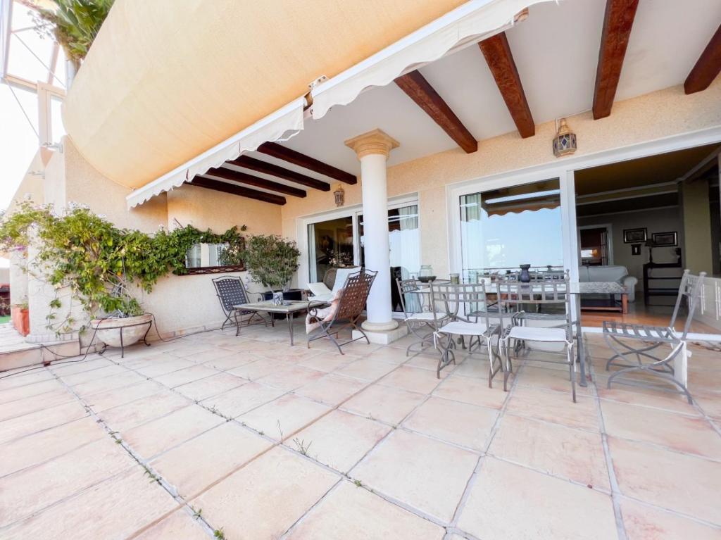 5 bed apartment in Altea
