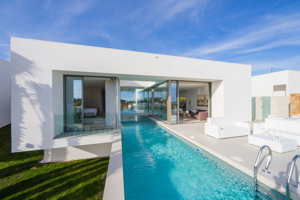 Hamiltons of London Calpe - Property Sales & Rentals in Calpe / Altea