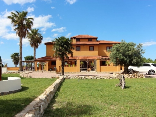 5 bed villa in Pedreguer