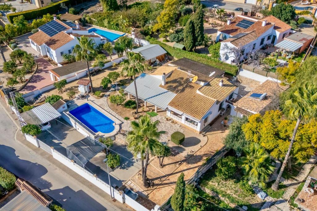 5 bed villa in Alfaz del Pi