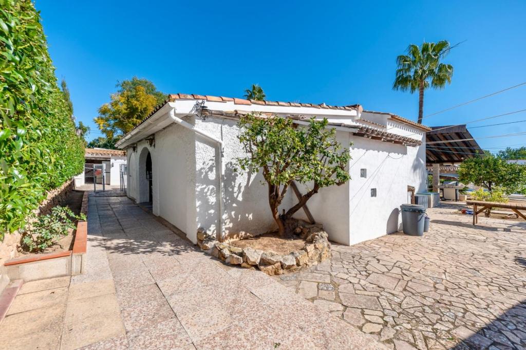5 bed villa in Alfaz del Pi