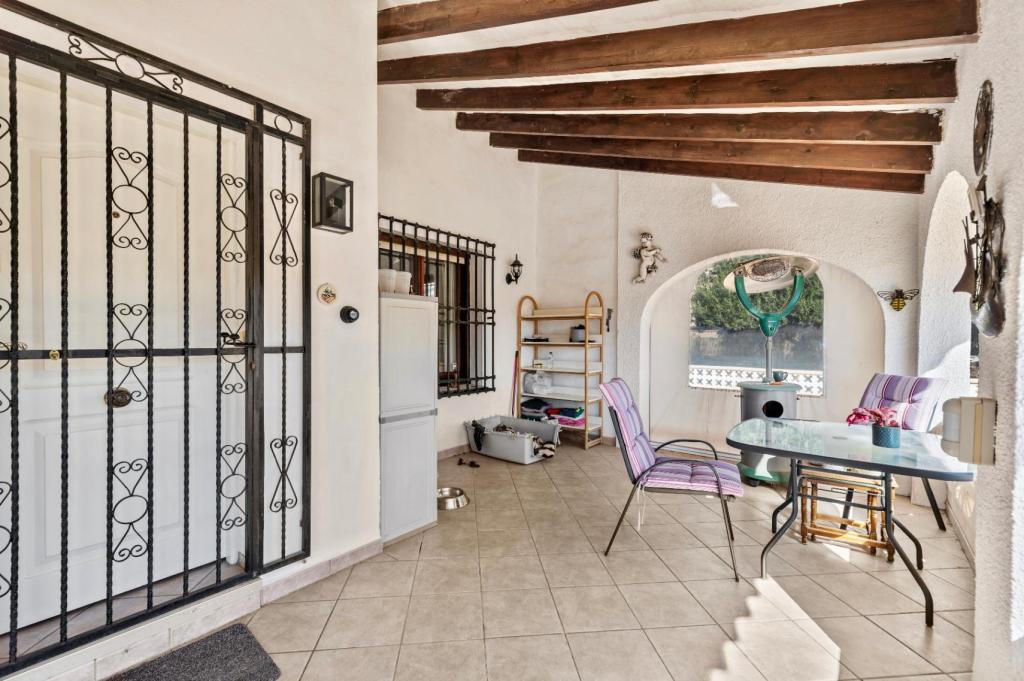 5 bed villa in Alfaz del Pi