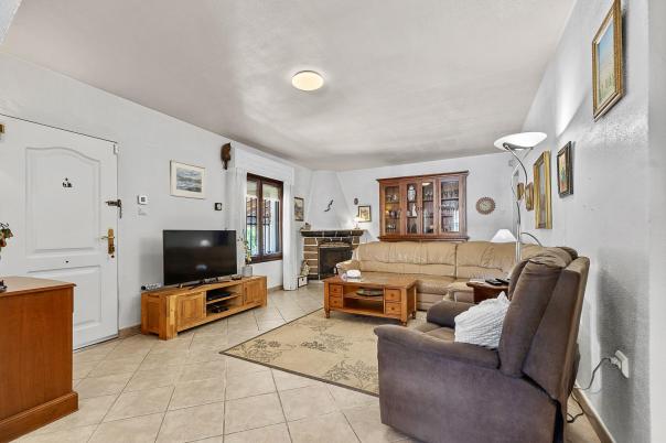 5 bed villa in Alfaz del Pi