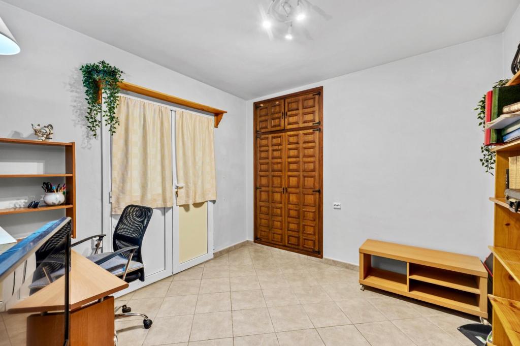 5 bed villa in Alfaz del Pi