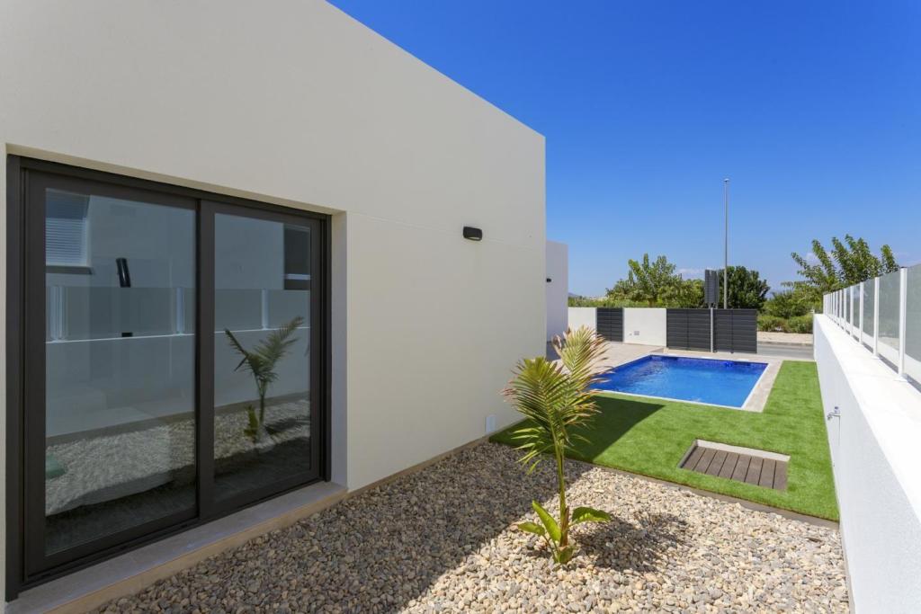 3 bed villa in Daya Nueva
