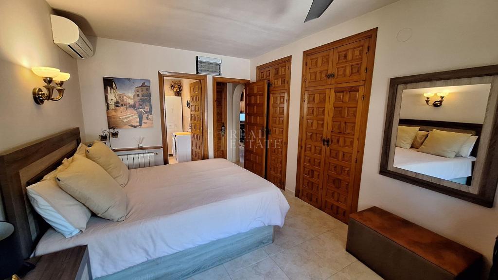 4 bed villa in Moraira
