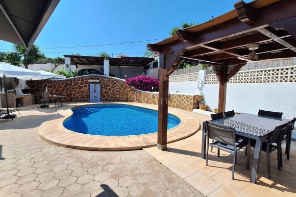 4 bed villa in Moraira