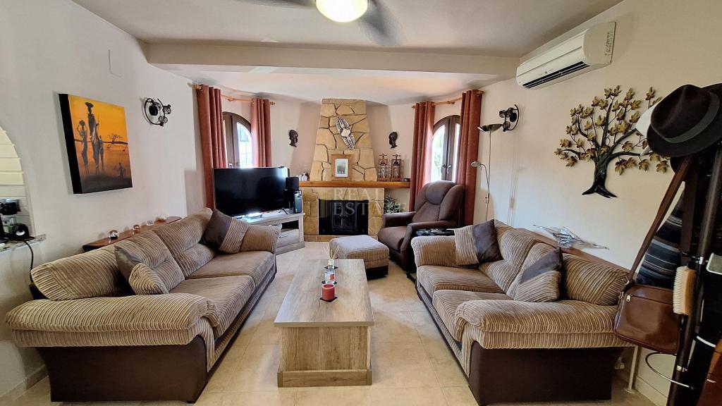 4 bed villa in Moraira