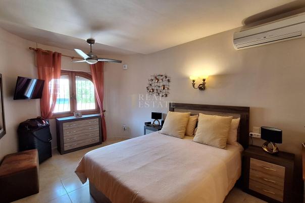 4 bed villa in Moraira