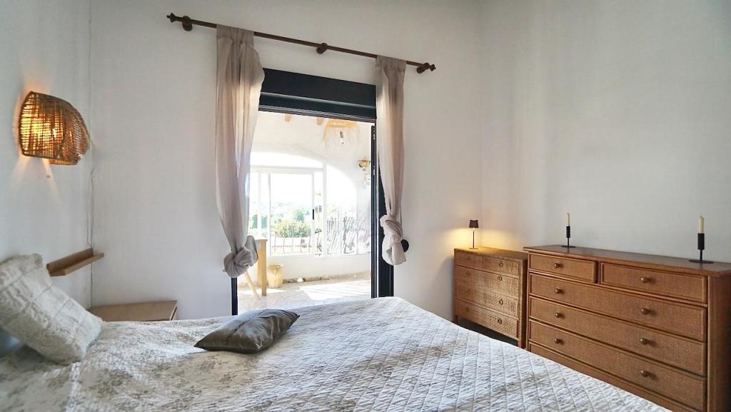 5 bed villas in Moraira