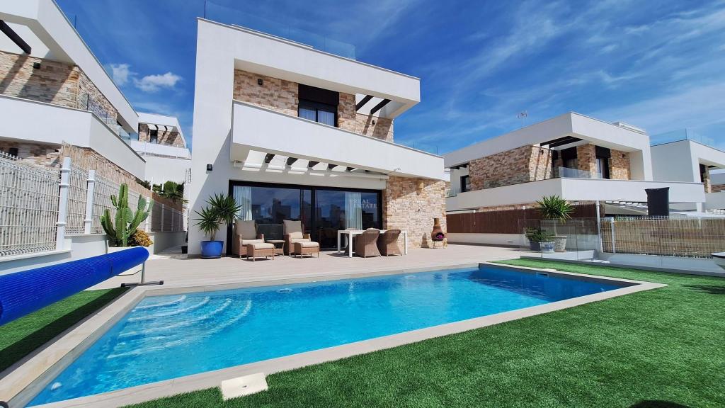 3 bed villa in Finestrat