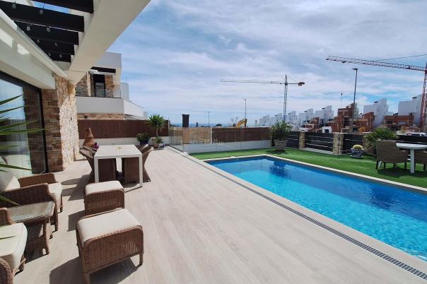 3 bed villa in Finestrat