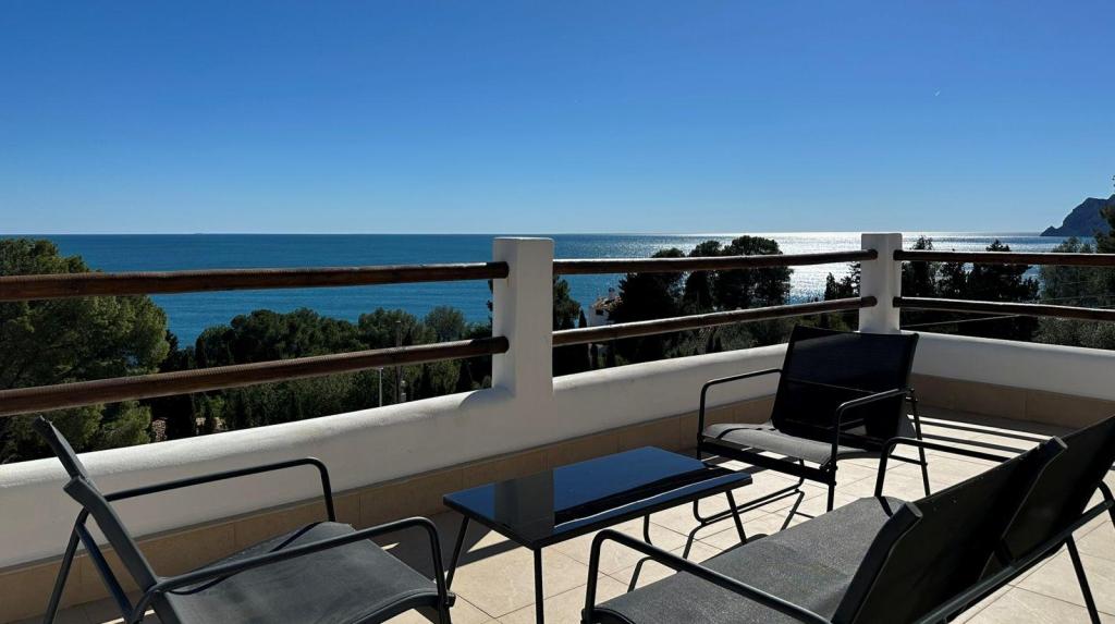 5 bed villas in Benissa