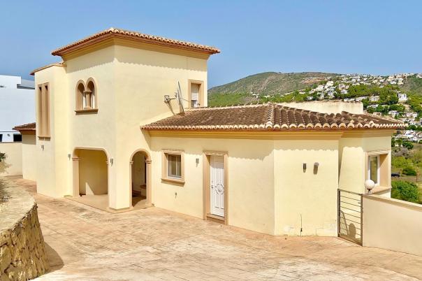 4 bed villa in Moraira