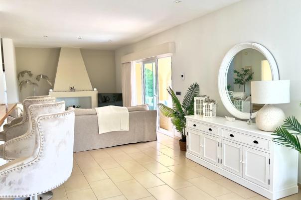 4 bed villa in Moraira