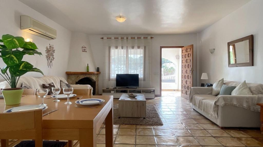 6 bed villa in Moraira