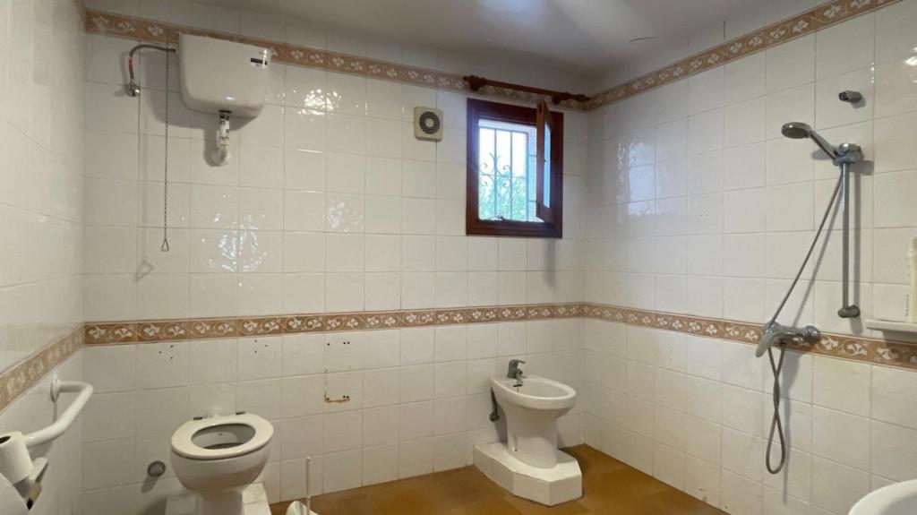 6 bed villa in Moraira