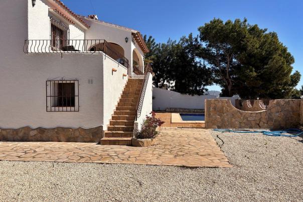 6 bed villa in Moraira