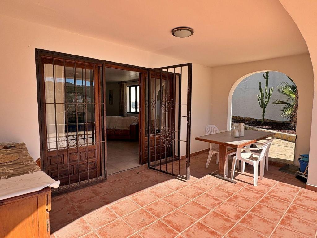 6 bed villa in Moraira