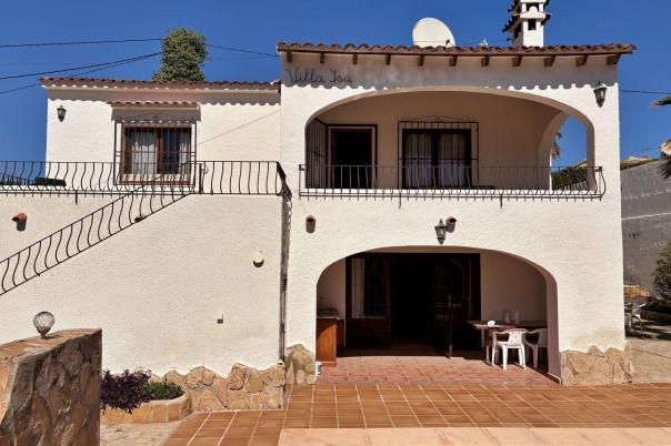 6 bed villa in Moraira