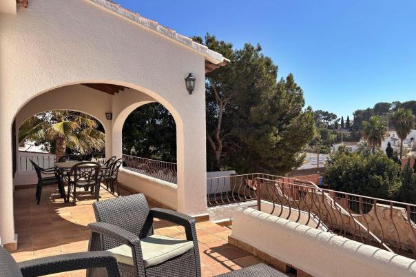 6 bed villa in Moraira