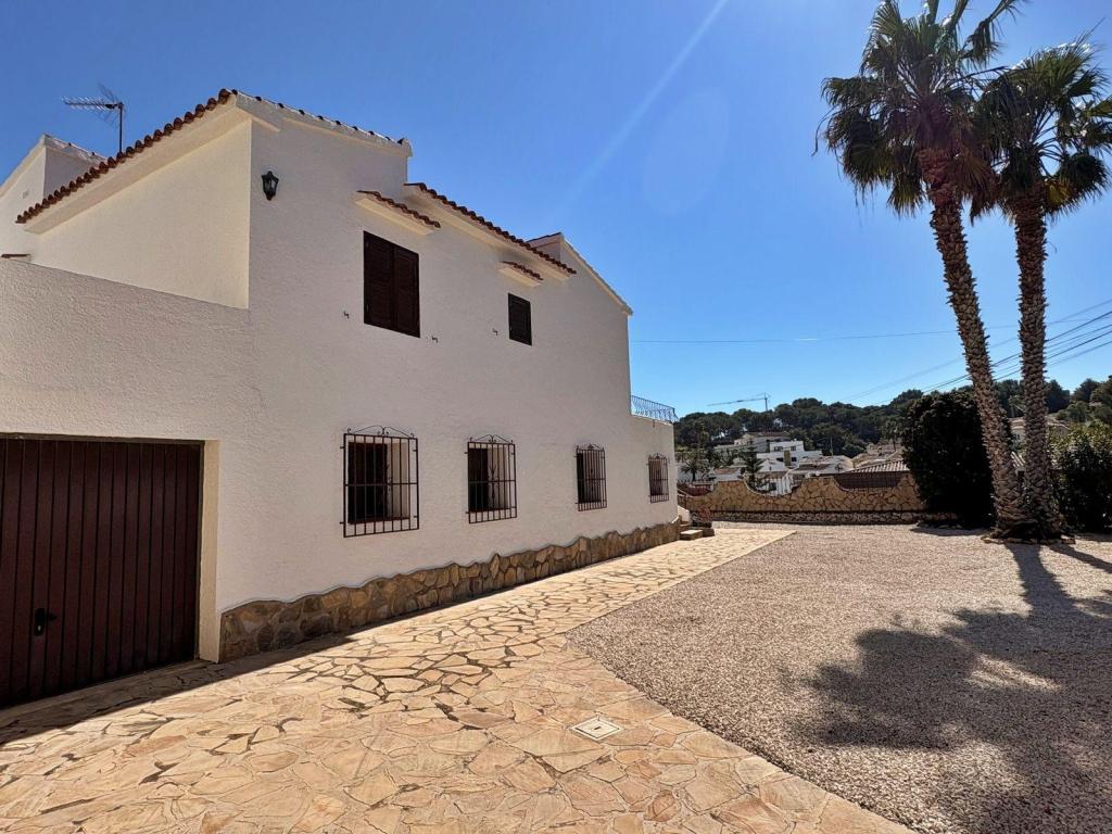 6 bed villa in Moraira