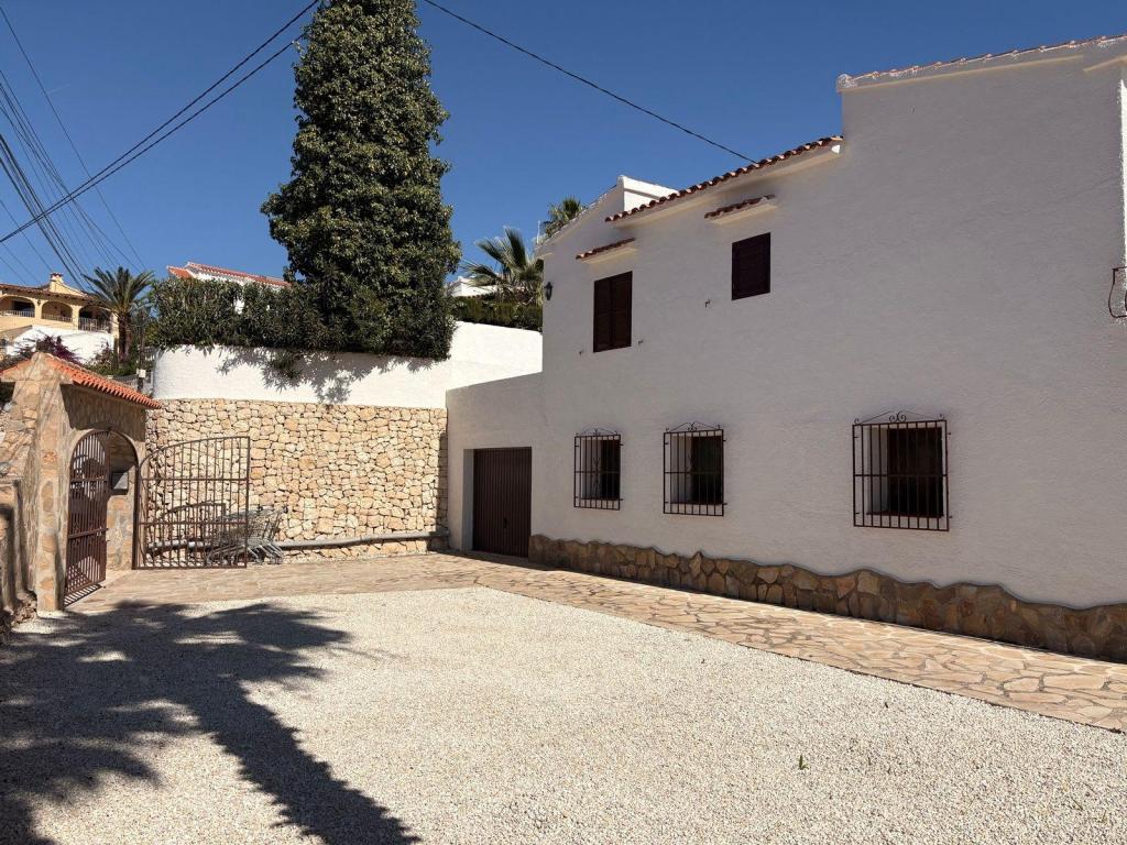 6 bed villa in Moraira