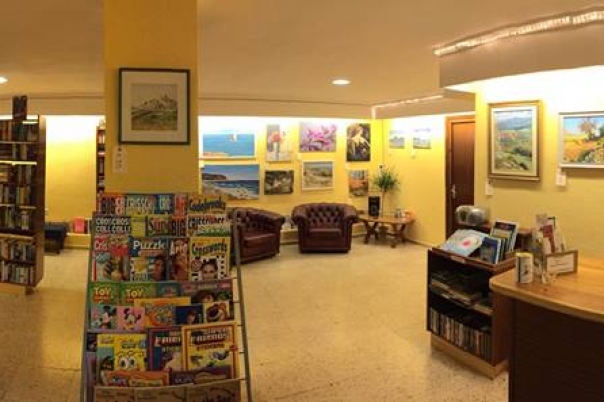 Polly's Bookshop