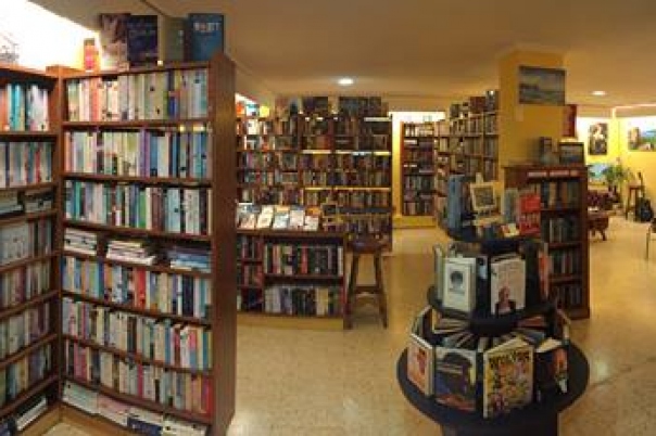 Polly's Bookshop