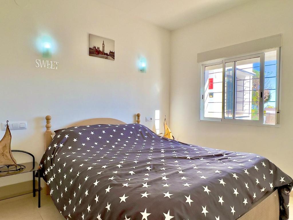 5 bed villa in Benitachell