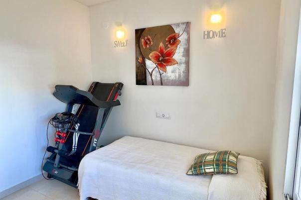 5 bed villa in Benitachell