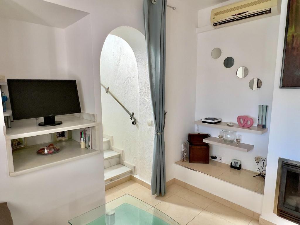 5 bed villa in Benitachell