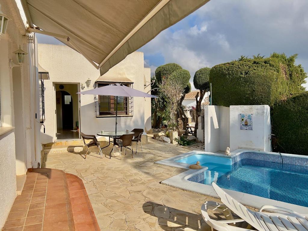 5 bed villa in Benitachell