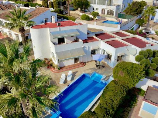 5 bed villa in Benitachell