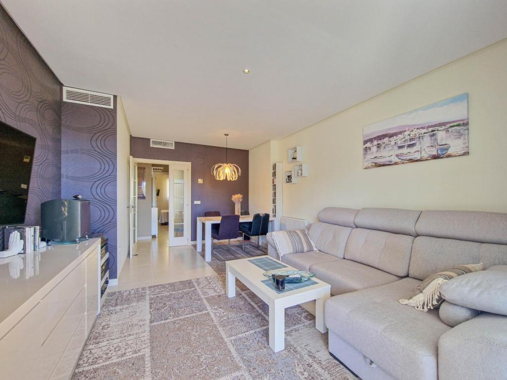 2 bed apartment in Altea