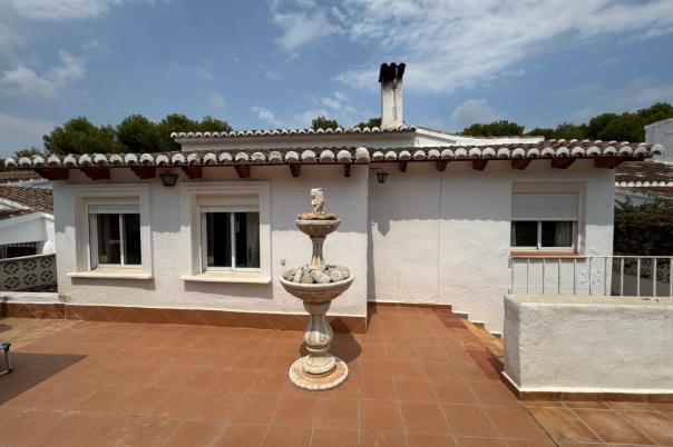 5 bed villa in Moraira